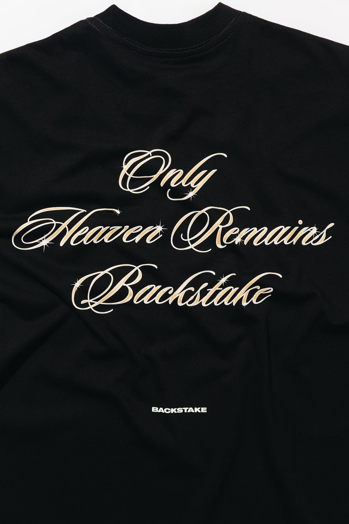 Camiseta HEAVEN REMAINS CLASICO - Negro