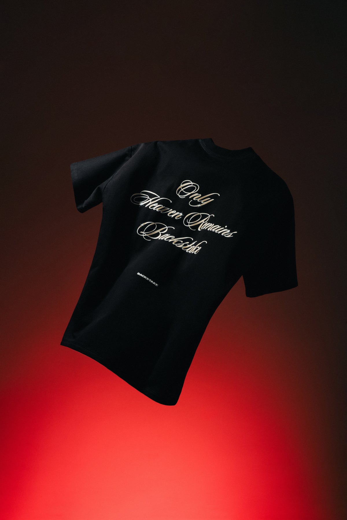 Camiseta HEAVEN REMAINS CLASICO - Negro