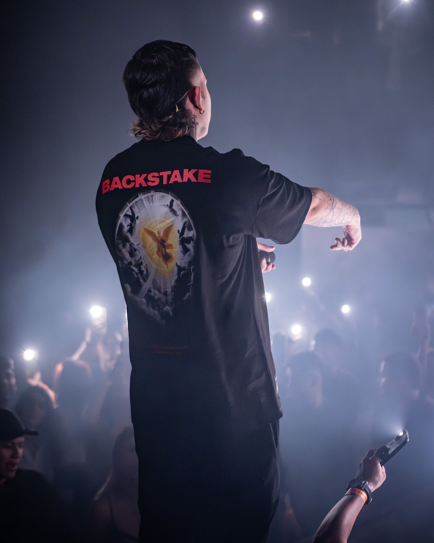 Camiseta RED HEAVEN - Negro