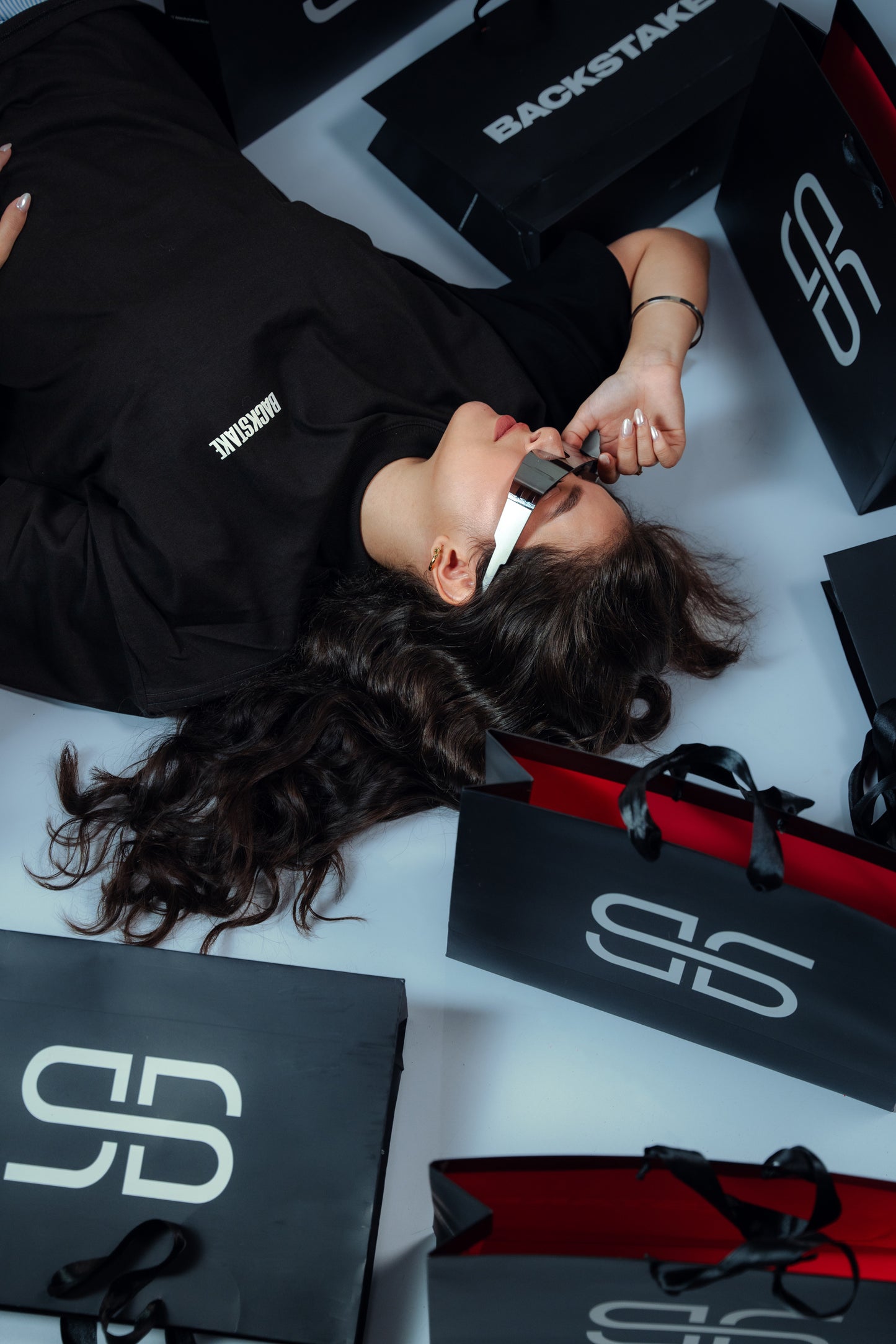 Bolsa de Regalo Signature BACKSTAKE – Mediana