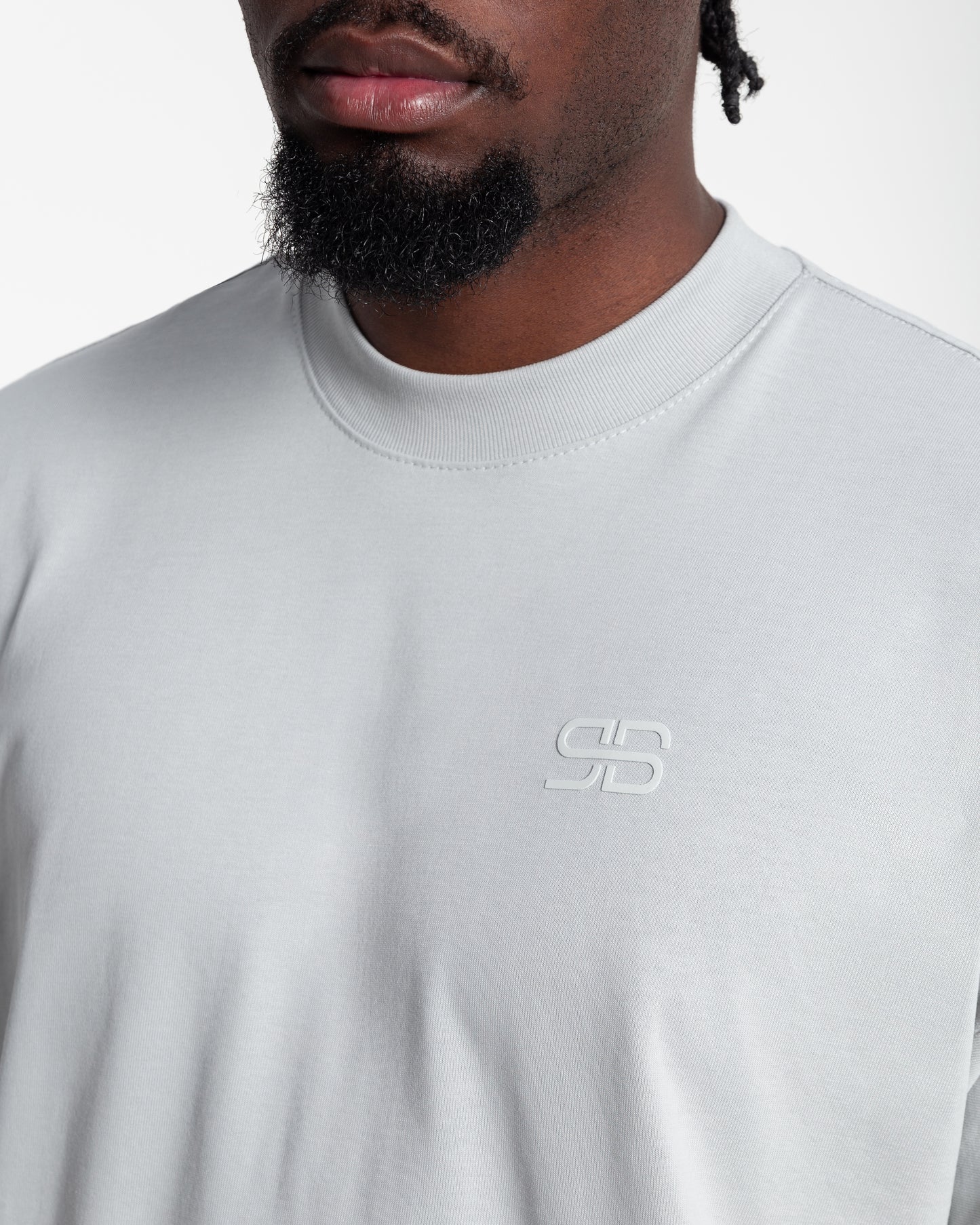 Camiseta Essential Logo - Off White