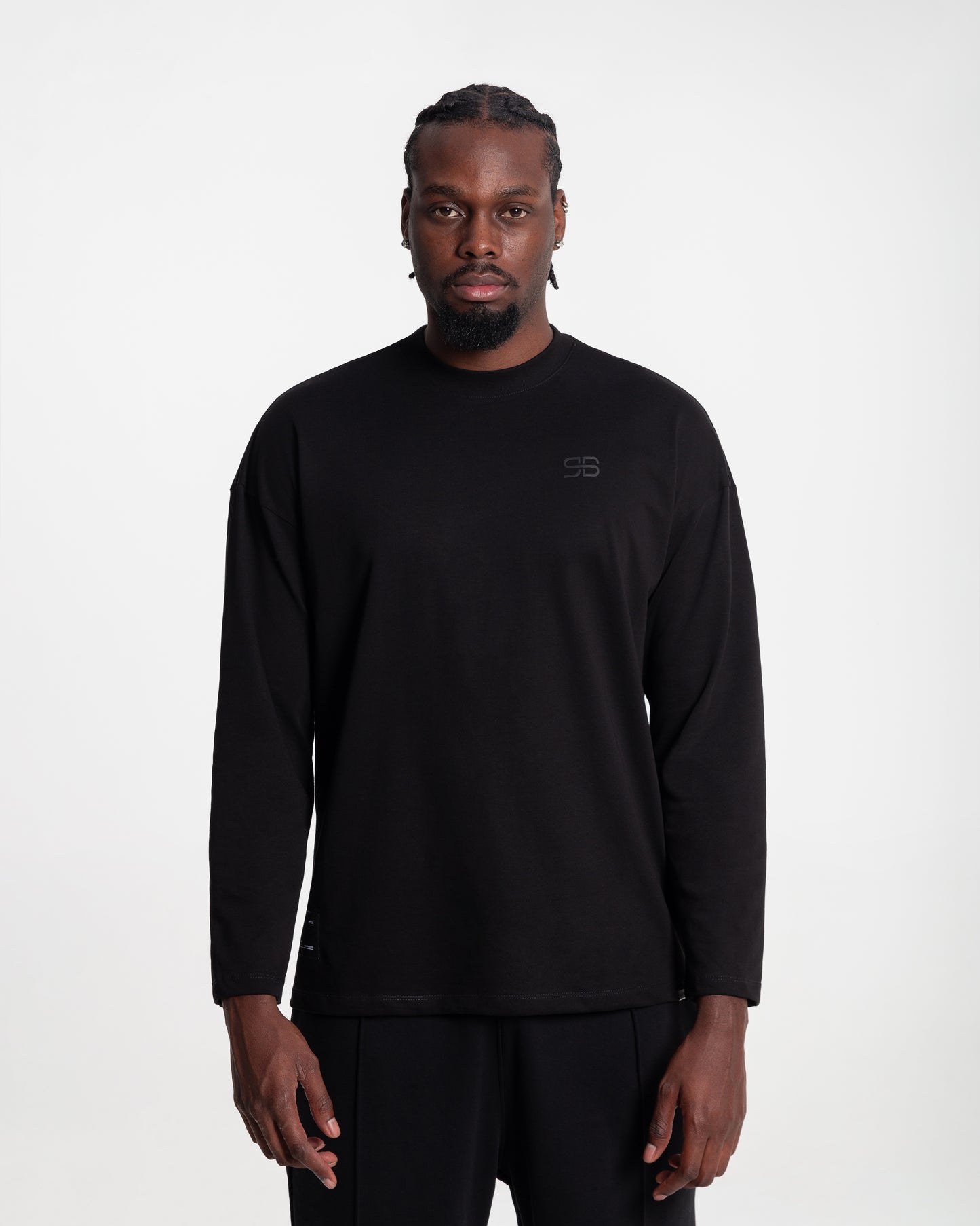 Camiseta Long Sleeve Essential Logo - Negro
