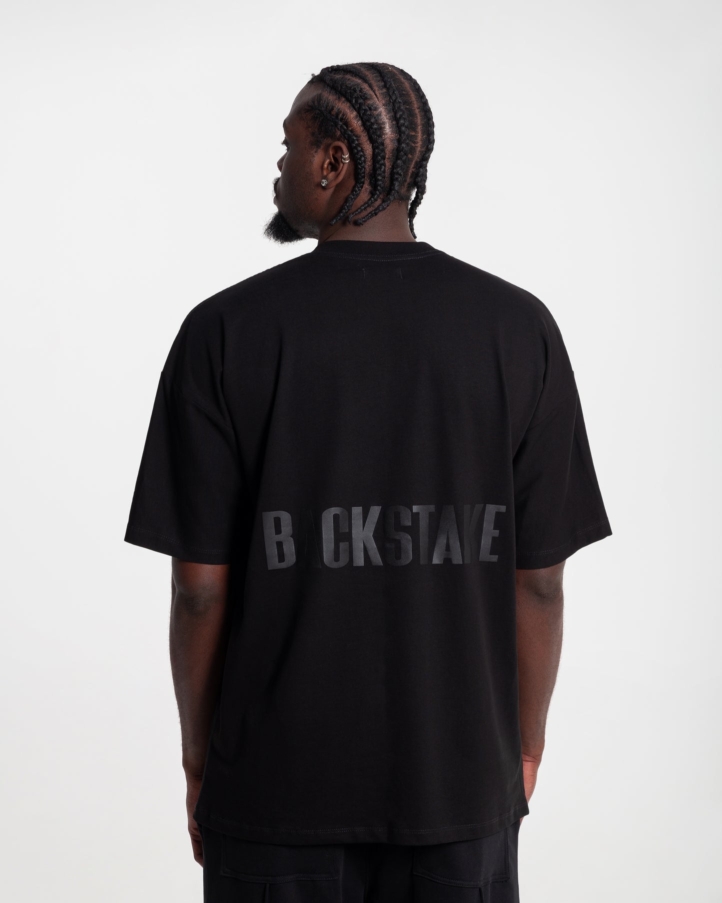 Camiseta Essential - Negro