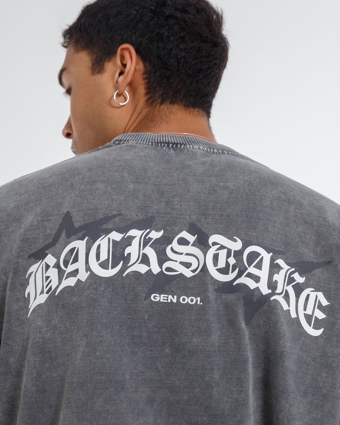 Camiseta GEN 001 - Gris Washed