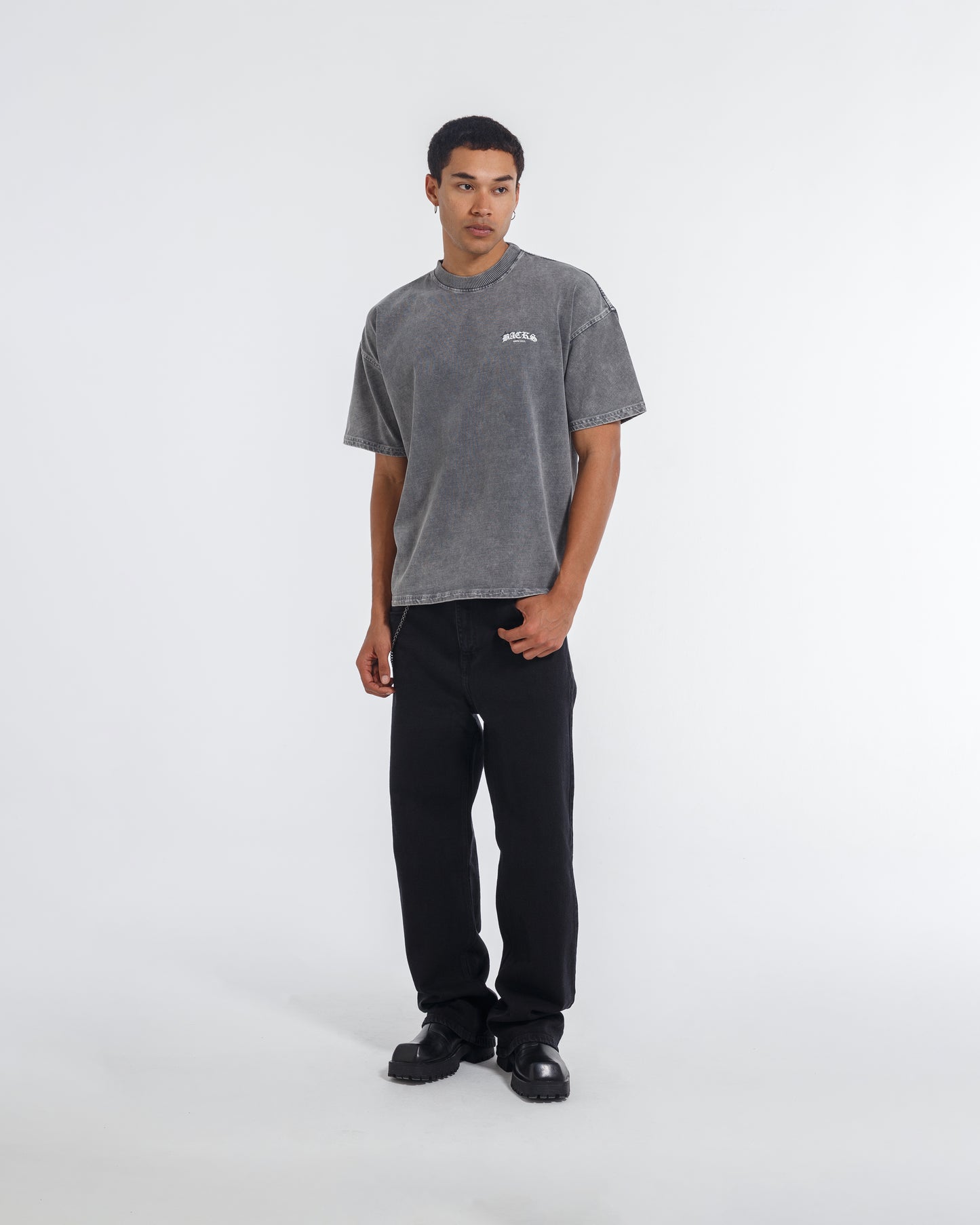 Camiseta GEN 001 - Gris Washed