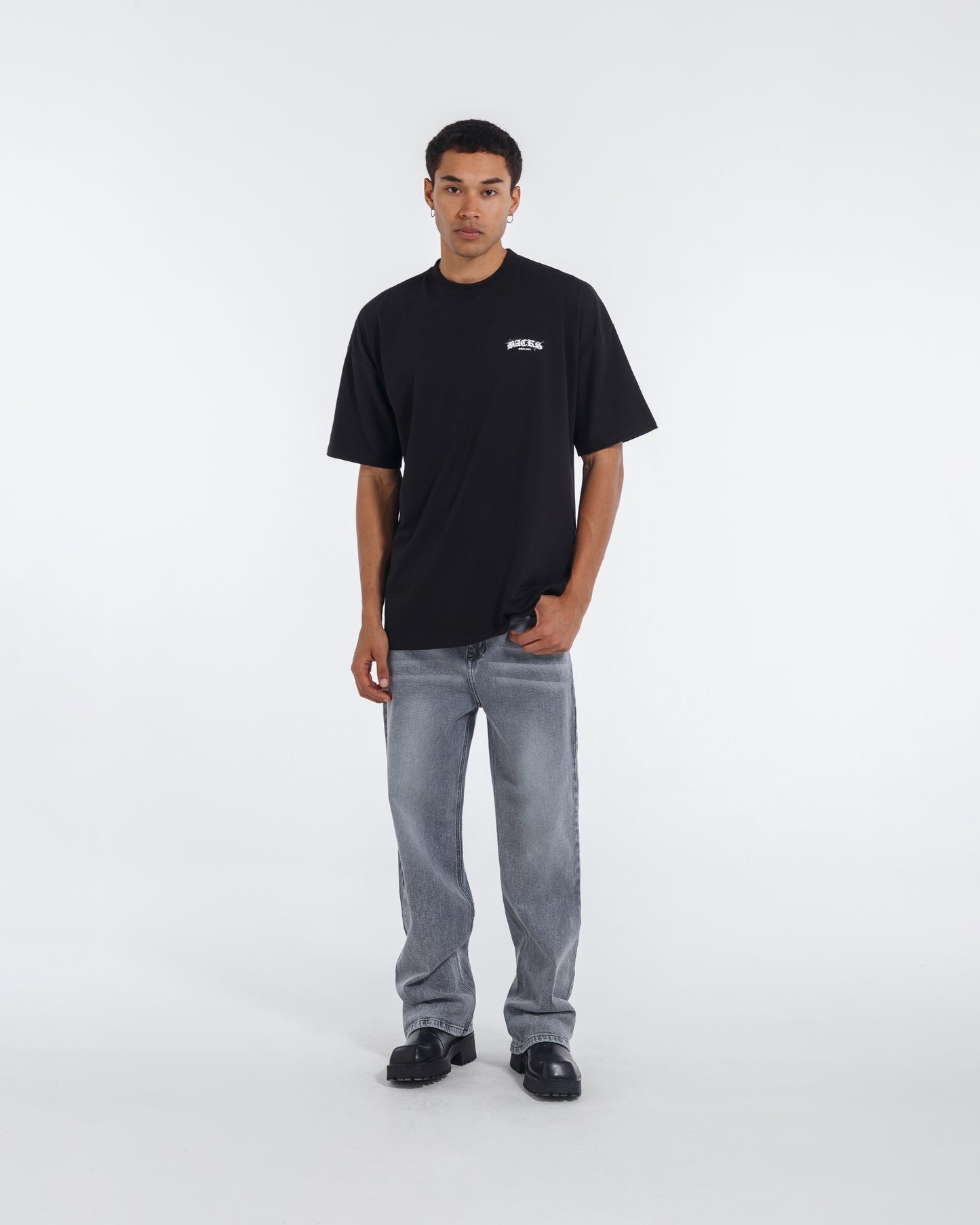 Camiseta GEN 001 - Negro